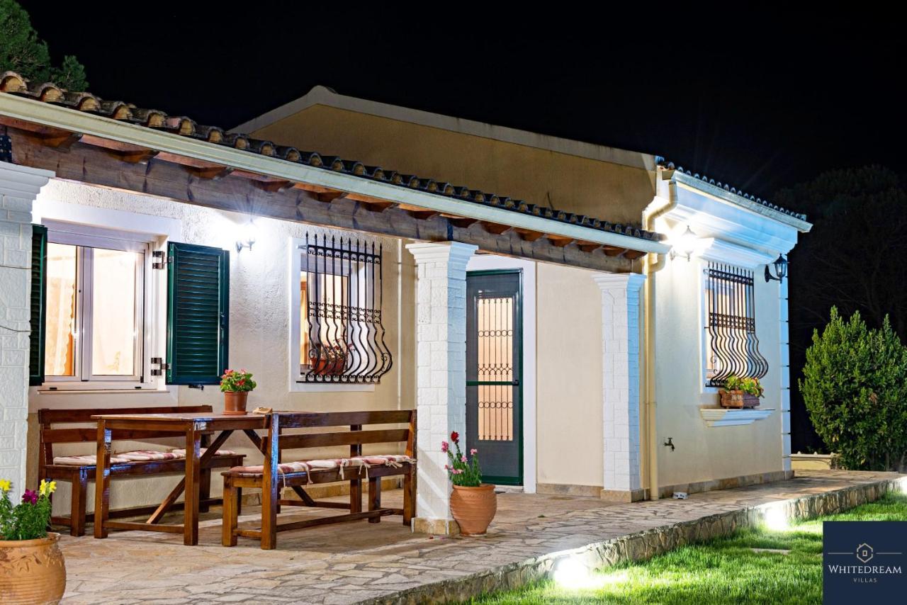 Villa Pine Forest Kompitsion Екстер'єр фото