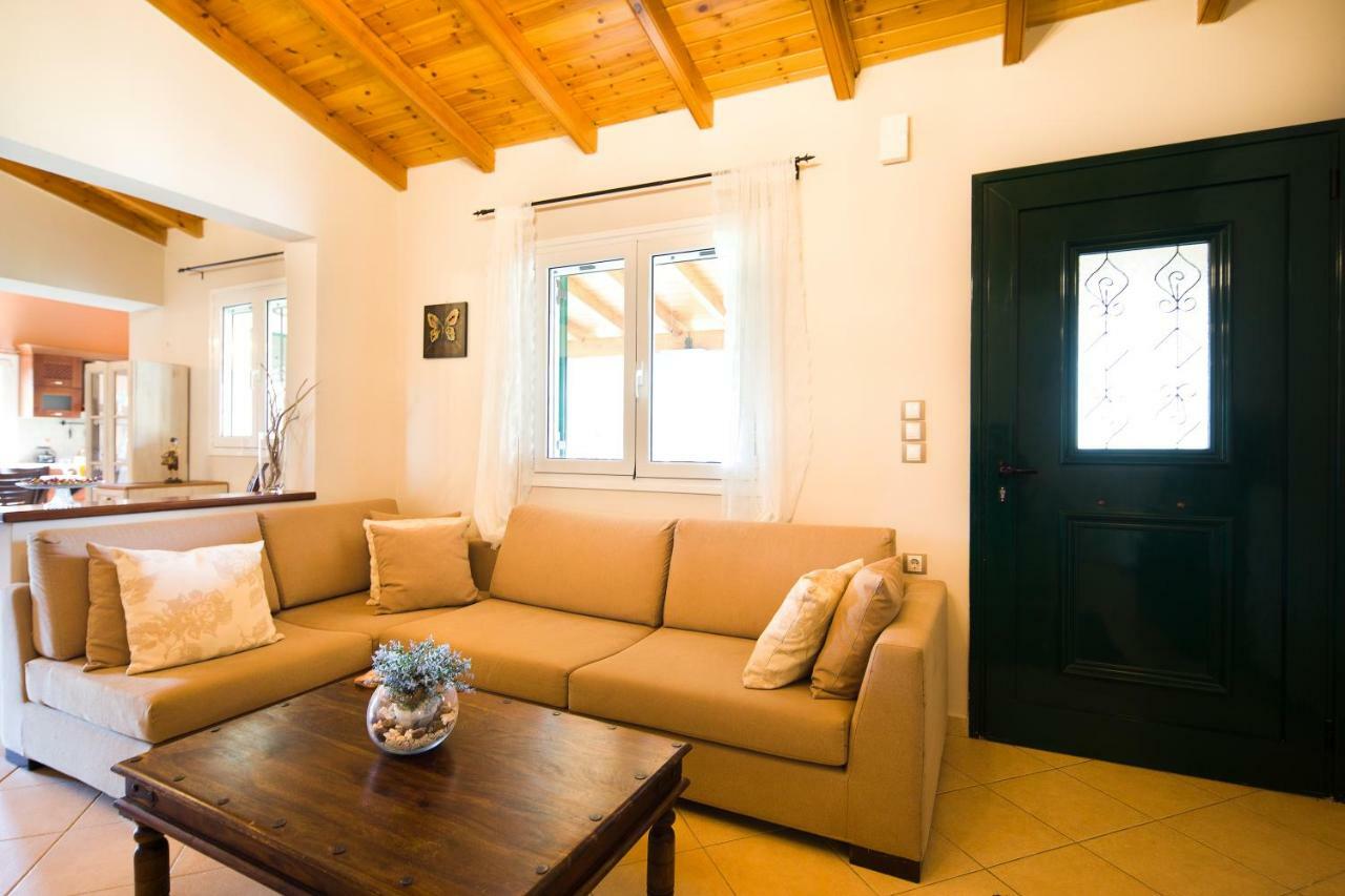Villa Pine Forest Kompitsion Екстер'єр фото
